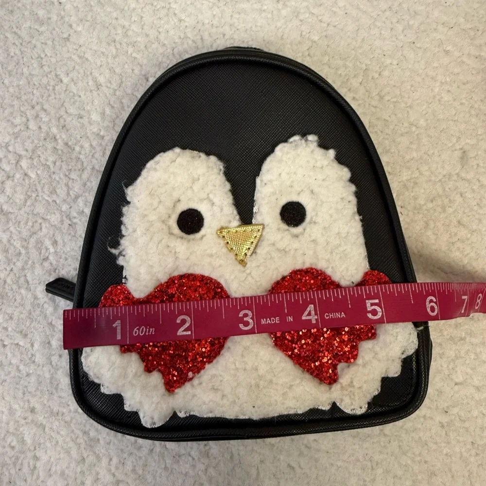 Bath & Body Works small cosmetic bag